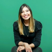 Foto de Priscila, coordenadora de RH da Suhai Seguradora